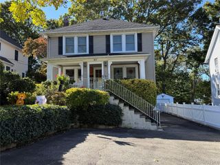 63 Franklin Avenue, Glen Cove, NY 11542