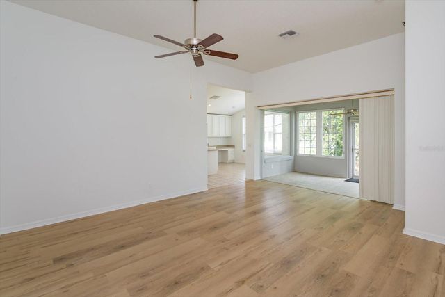 931 VINDALE ROAD, Tavares, FL 32778