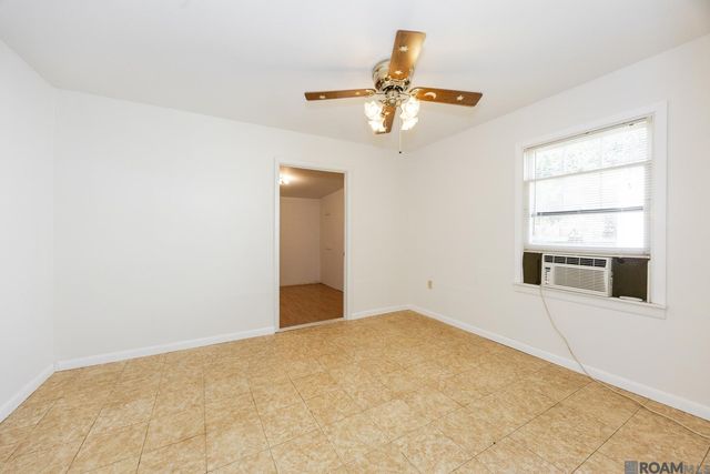 655 Ray Weiland Dr, Baker, LA 70714