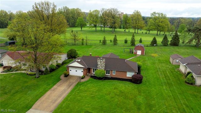 2251 Pine Ridge Drive, Wickliffe, OH 44092