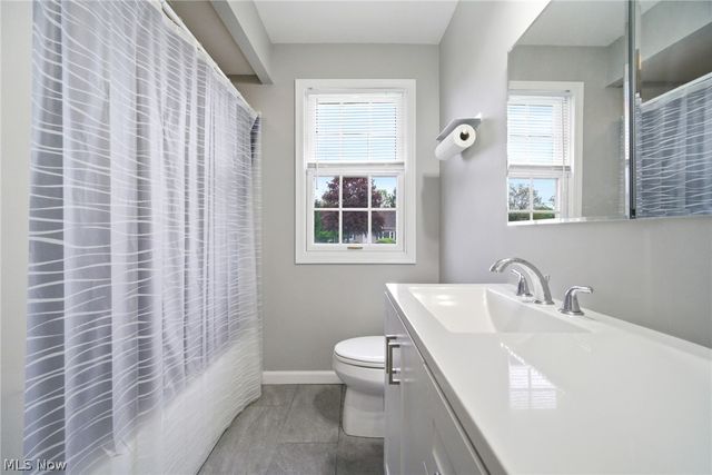 2251 Pine Ridge Drive, Wickliffe, OH 44092