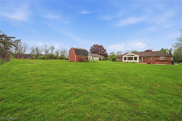 2251 Pine Ridge Drive, Wickliffe, OH 44092