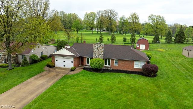 2251 Pine Ridge Drive, Wickliffe, OH 44092