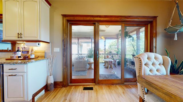 510 Stonegate Court SW, Altoona, IA 50009