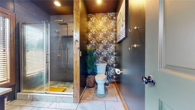 510 Stonegate Court SW, Altoona, IA 50009