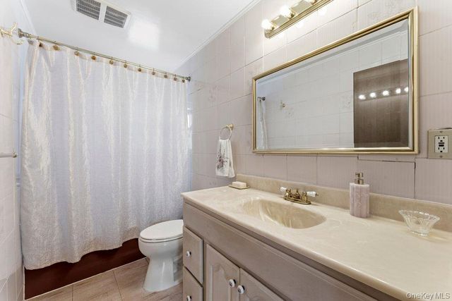 16023 23rd Avenue, Whitestone, NY 11357