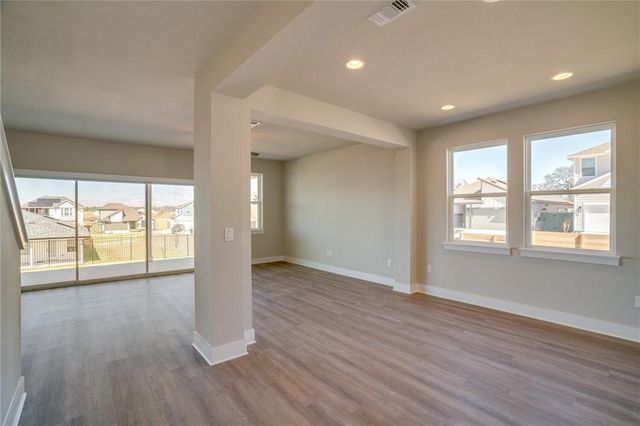 9824 Eloquence DR, Manor, TX 78653