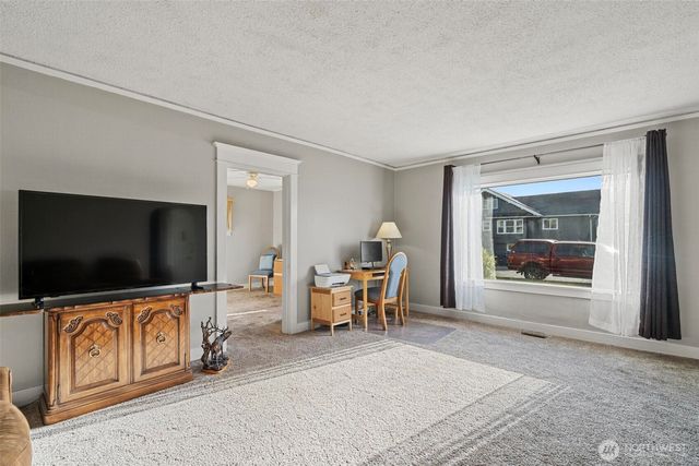 606 W 4st St, Aberdeen, WA 98520