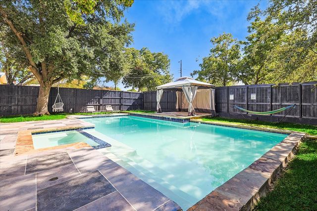 3608 Courtdale Drive, Farmers Branch, TX 75234