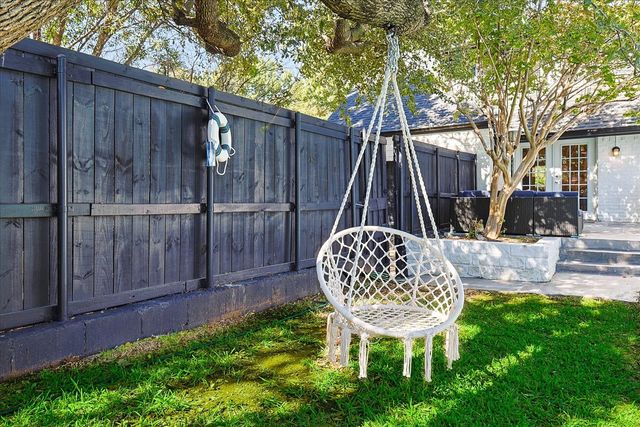 3608 Courtdale Drive, Farmers Branch, TX 75234