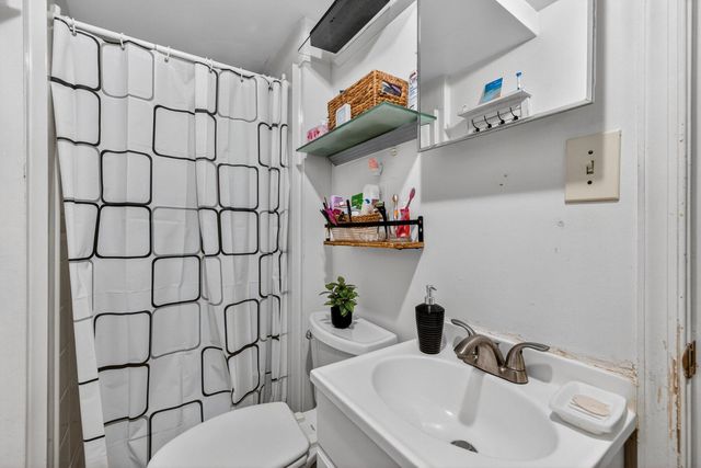 2311 COLERIDGE DR, Silver Spring, MD 20910