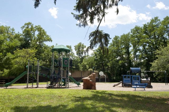 2311 COLERIDGE DR, Silver Spring, MD 20910