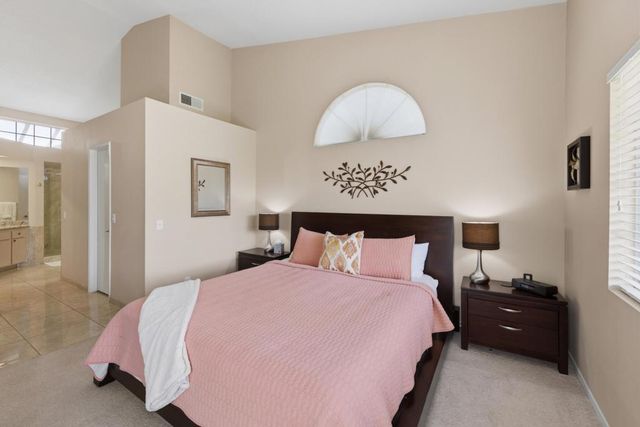 157 Falls Court, Palm Desert, CA 92211