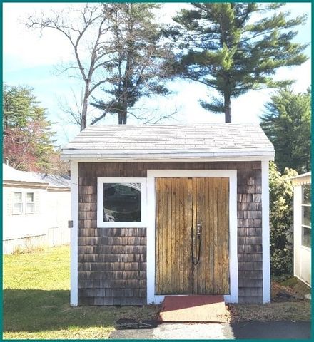 47 Redwood Drive, Halifax, MA 02338