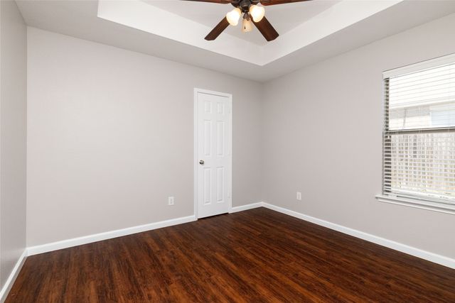 115 Bear Claw Court, Newark, TX 76071