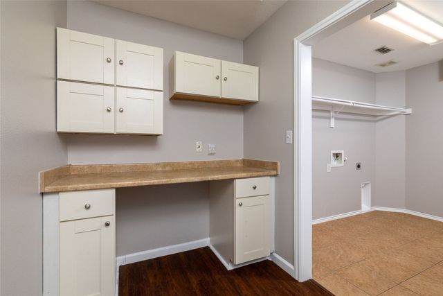 115 Bear Claw Court, Newark, TX 76071