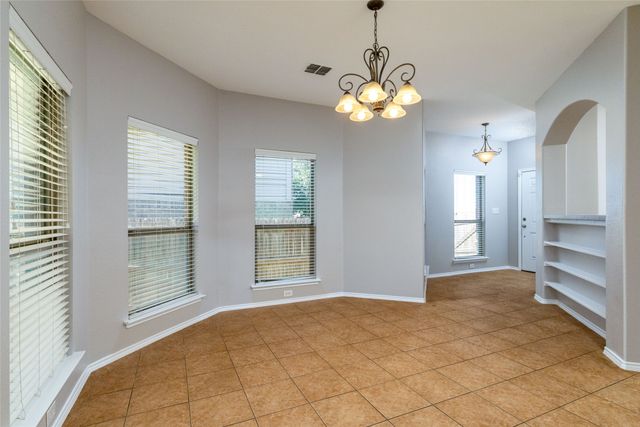 115 Bear Claw Court, Newark, TX 76071