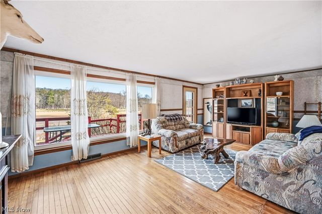 6122 Camp Boulevard, Hanoverton, OH 44423