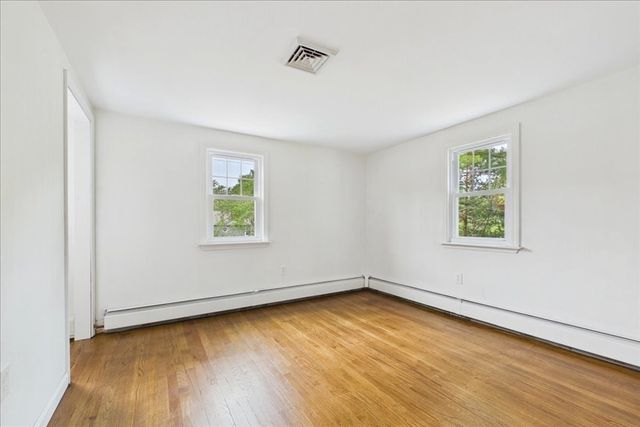 38 Davenport Rd, Plymouth, MA 02360