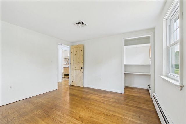 38 Davenport Rd, Plymouth, MA 02360