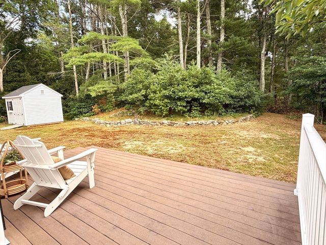 38 Davenport Rd, Plymouth, MA 02360