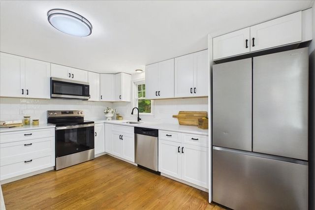 38 Davenport Rd, Plymouth, MA 02360