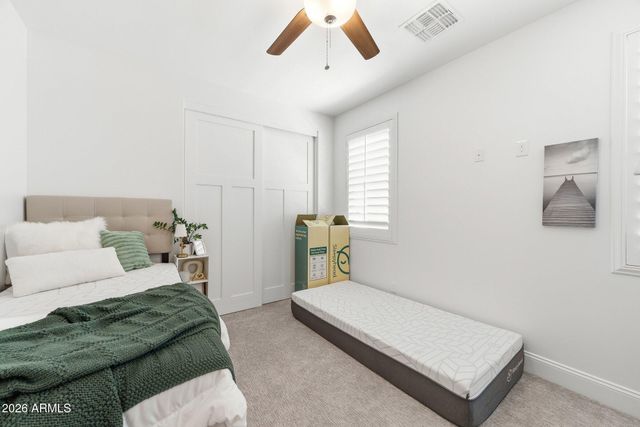 3655 E PICCADILLY Road, Phoenix, AZ 85018
