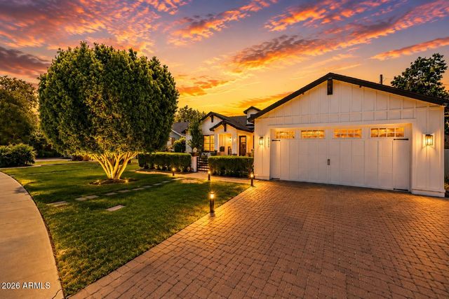 3655 E PICCADILLY Road, Phoenix, AZ 85018