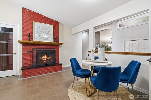 2431 Evergreen Point Rd, Medina, WA 98039