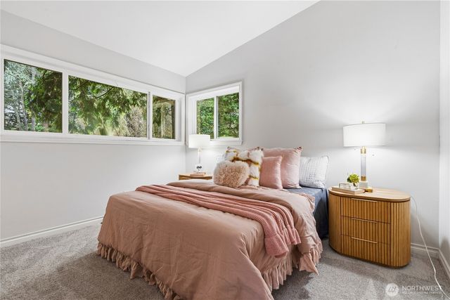 2431 Evergreen Point Rd, Medina, WA 98039