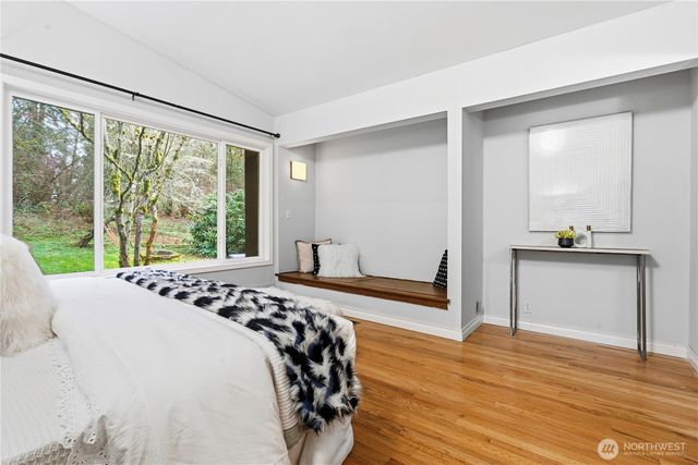 2431 Evergreen Point Rd, Medina, WA 98039