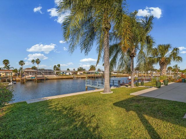 12637 4TH ISLE, Hudson, FL 34667