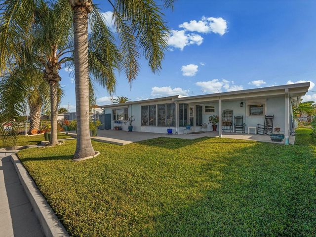 12637 4TH ISLE, Hudson, FL 34667