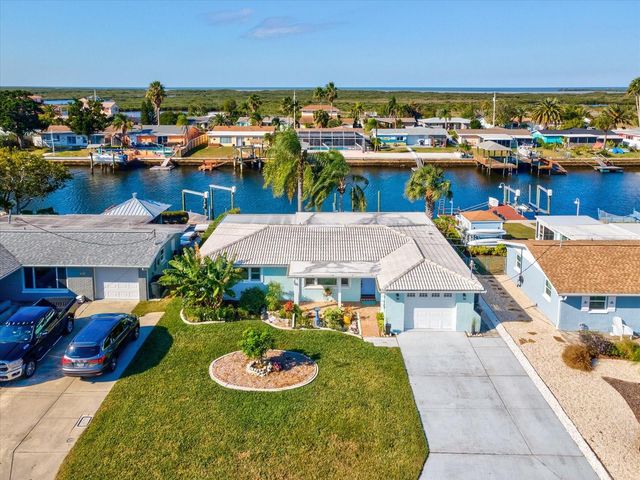 12637 4TH ISLE, Hudson, FL 34667