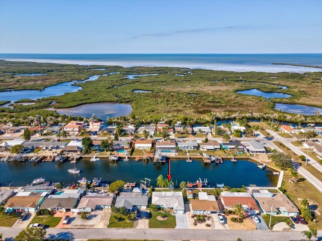 12637 4TH ISLE, Hudson, FL 34667