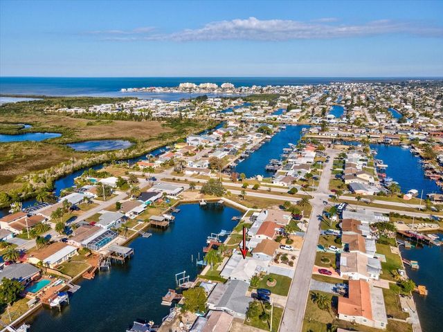 12637 4TH ISLE, Hudson, FL 34667