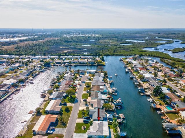 12637 4TH ISLE, Hudson, FL 34667