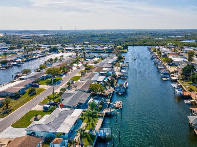 12637 4TH ISLE, Hudson, FL 34667