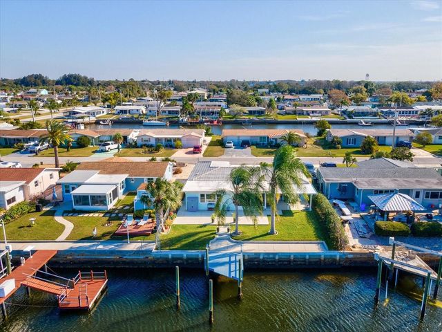 12637 4TH ISLE, Hudson, FL 34667