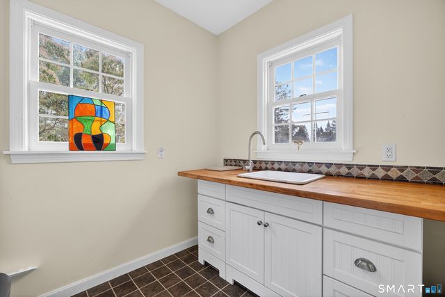 45 Quanaduck Road, Stonington, CT 06378