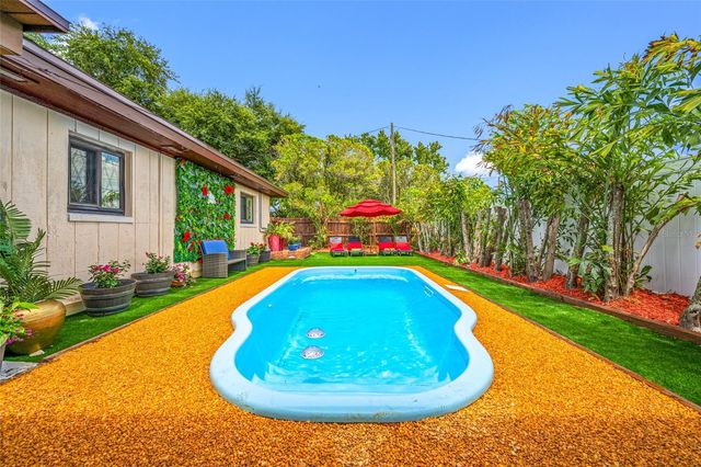 1488 LACONIA DRIVE E, Clearwater, FL 33764