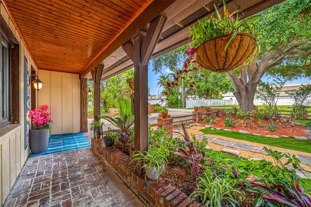 1488 LACONIA DRIVE E, Clearwater, FL 33764