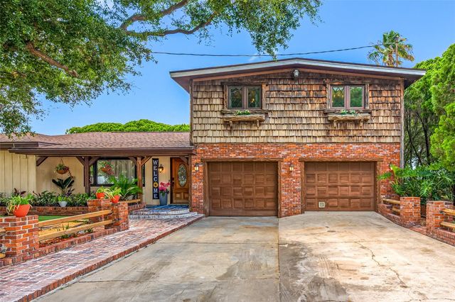 1488 LACONIA DRIVE E, Clearwater, FL 33764