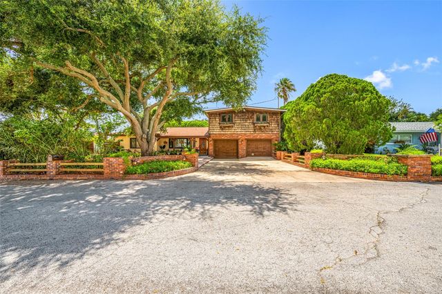 1488 LACONIA DRIVE E, Clearwater, FL 33764