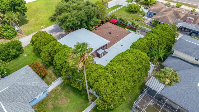 1488 LACONIA DRIVE E, Clearwater, FL 33764