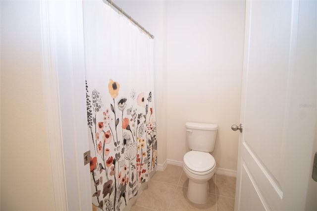 3033 BEAU LOOP, Tavares, FL 32778