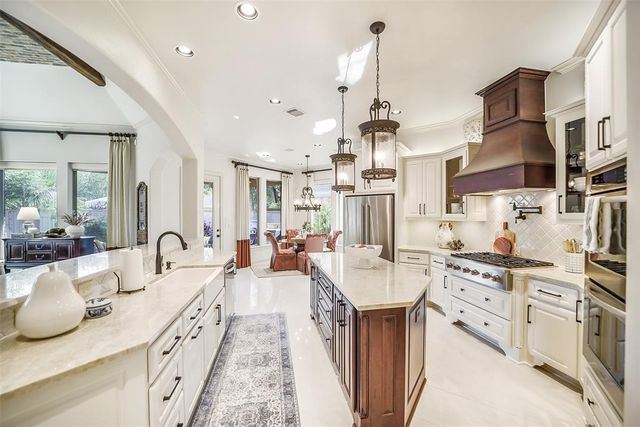 12818 Tamarack Bend Lane, Humble, TX 77346