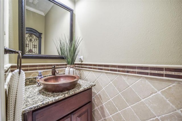 12818 Tamarack Bend Lane, Humble, TX 77346