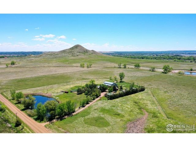 5196 Oxford Rd, Longmont, CO 80503