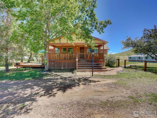 5196 Oxford Rd, Longmont, CO 80503